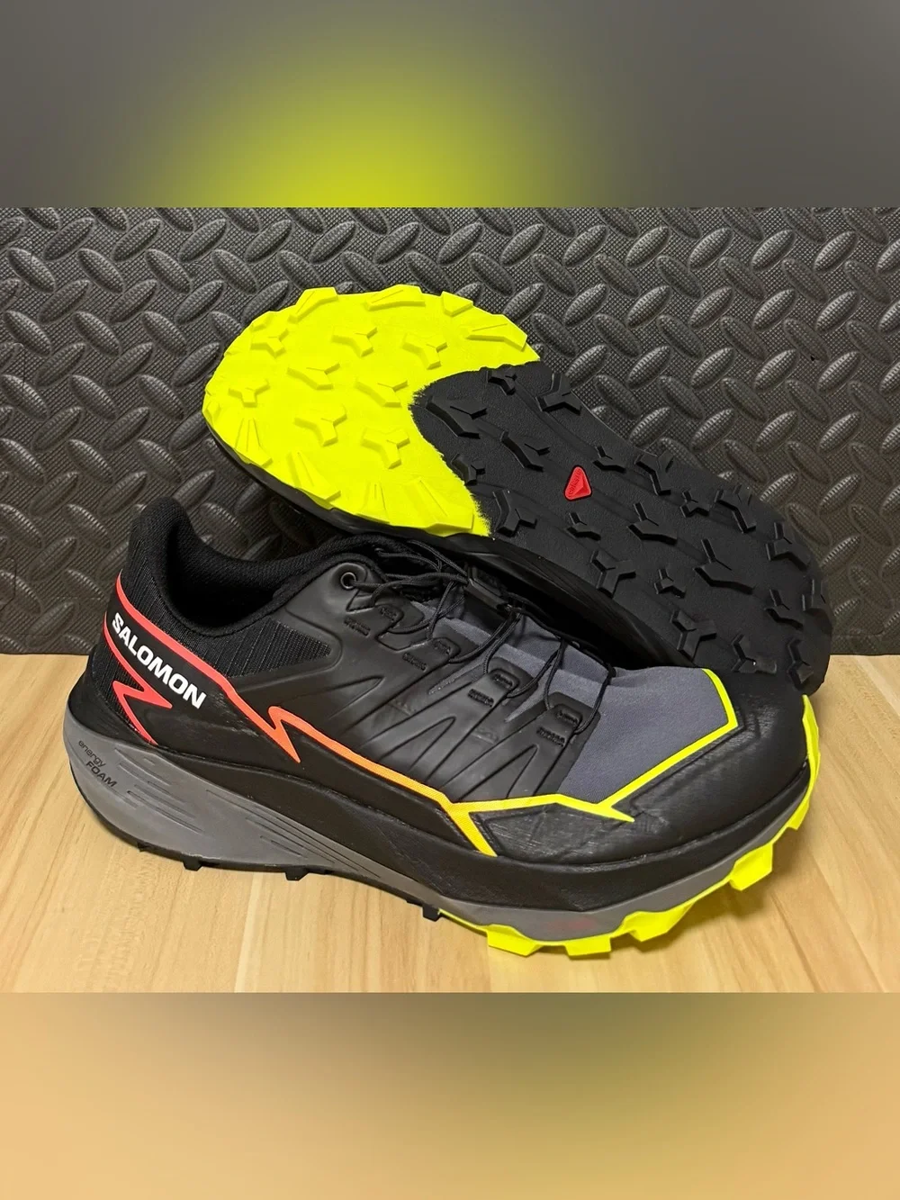 Salomon | Shoes | Salomon Thundercross Black Fiery Coral  display picture 2